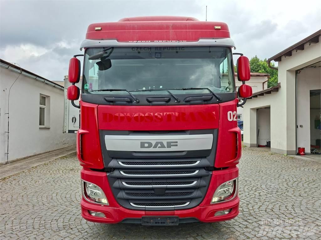 DAF XT 460 FT 牵引车