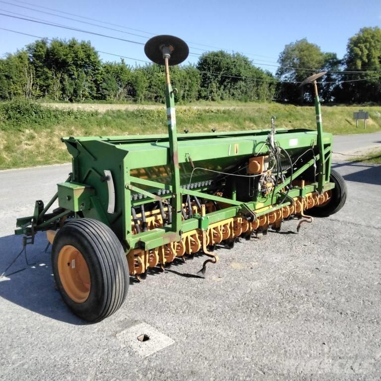 Amazone D7 40E 条播机