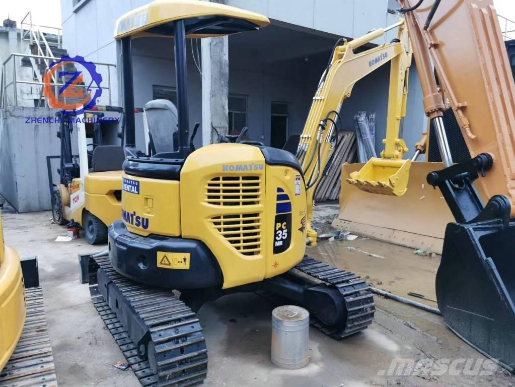 Komatsu PC 35 MR 小型挖掘机