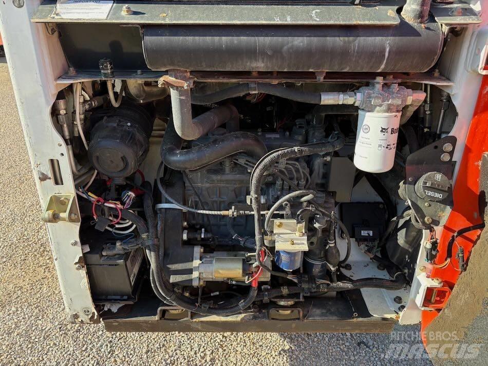 Bobcat S 100 滑移装载机