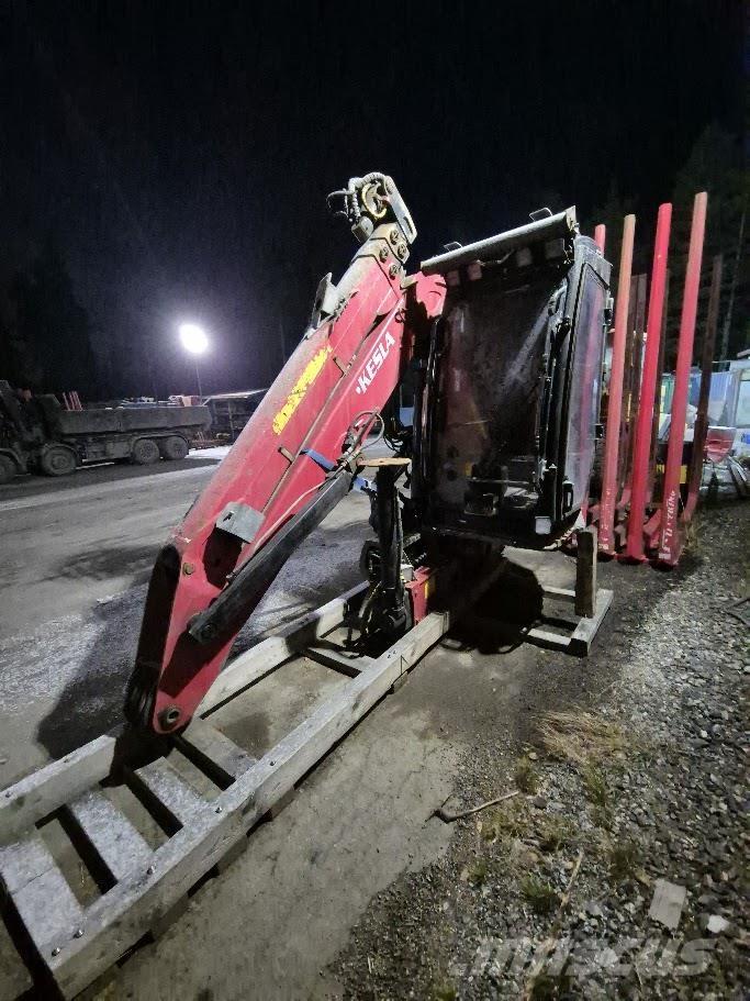 Kesla 2112 木材起重机