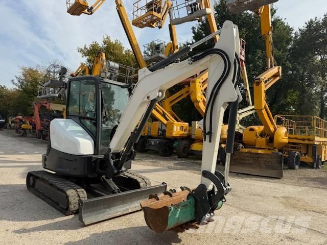 Bobcat E 35 小型挖掘机