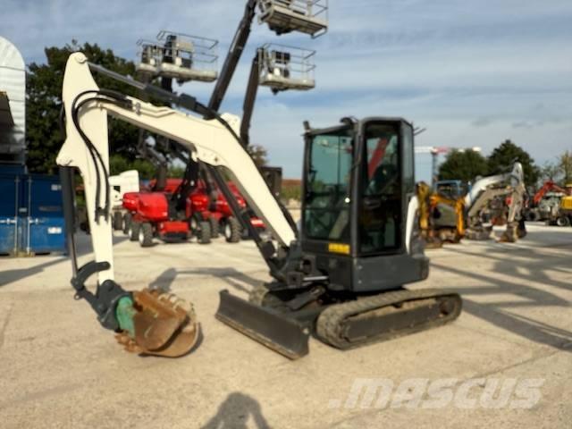 Bobcat E 35 小型挖掘机