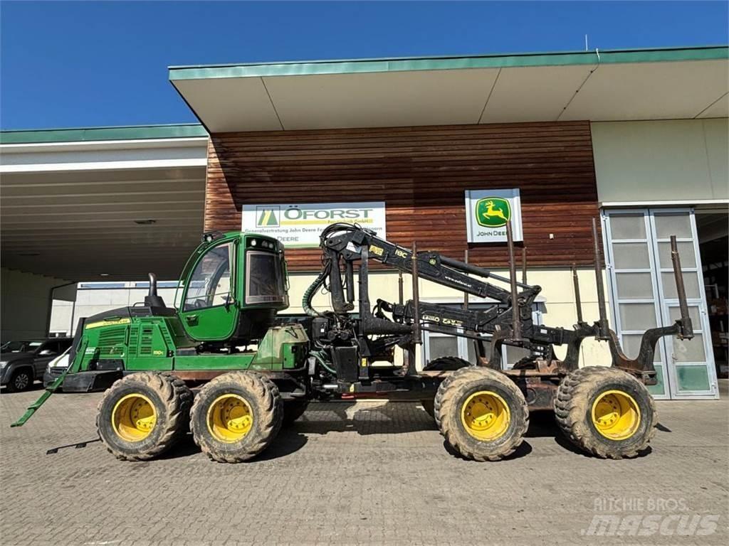 John Deere 1110 G 集运机