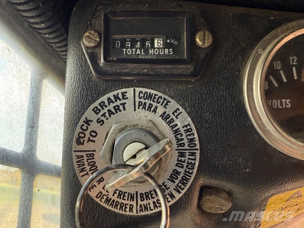 Bobcat 643 滑移装载机