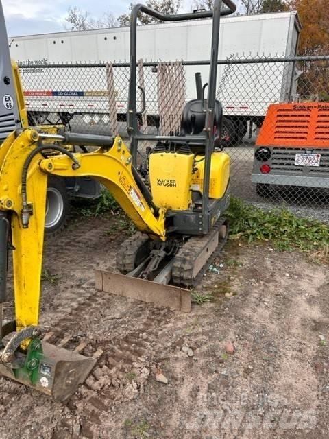Wacker Neuson 803 小型挖掘机