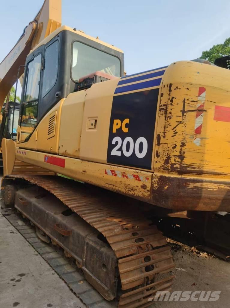 Komatsu PC 200-7 履带挖掘机