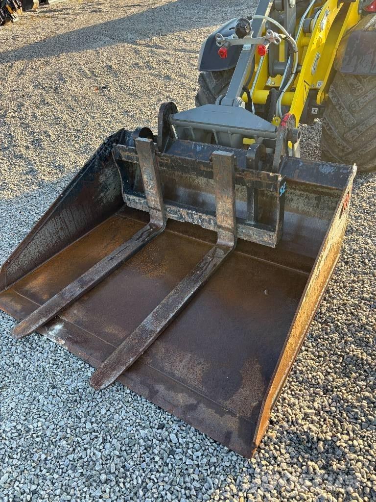 Wacker Neuson WL 28 轮式装载机