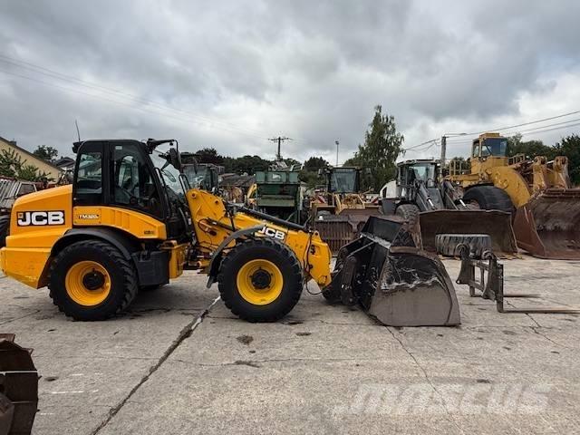 JCB TM 320 S 伸缩臂叉装车|叉装车
