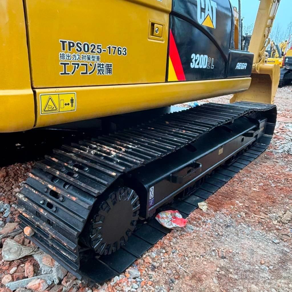CAT 320 D 履带挖掘机
