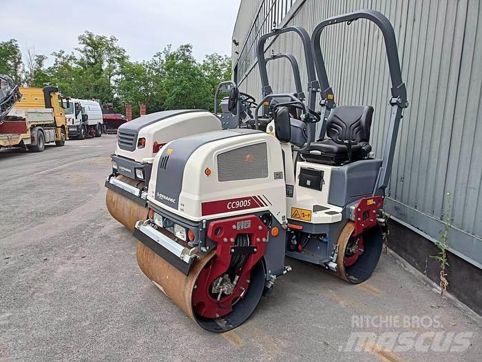 Dynapac CC900S 拖式振动压路机