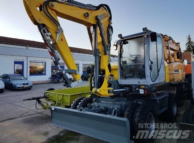 Neuson EW100 小型挖掘机