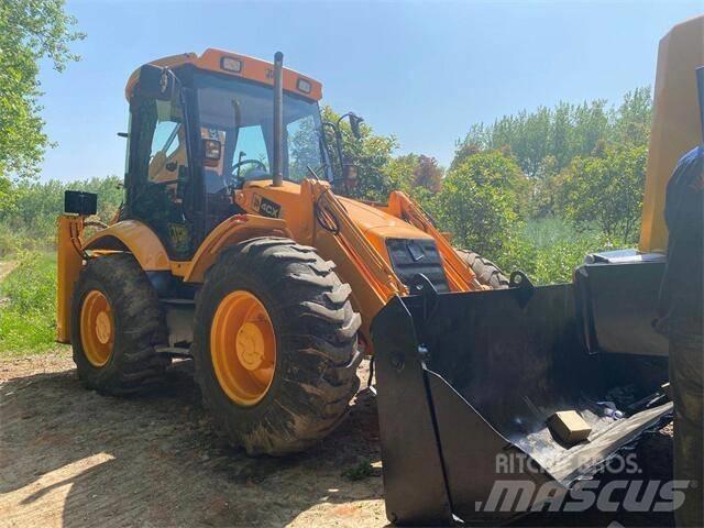 JCB 4CX 反铲装载机