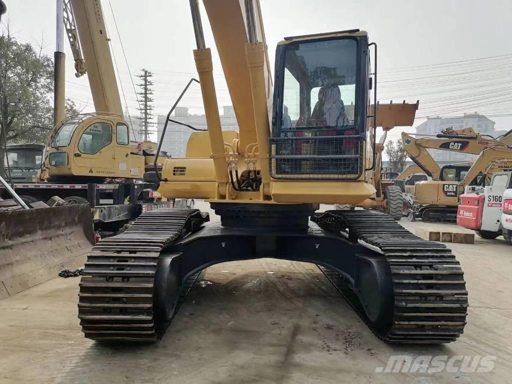 Komatsu PC 300 履带挖掘机