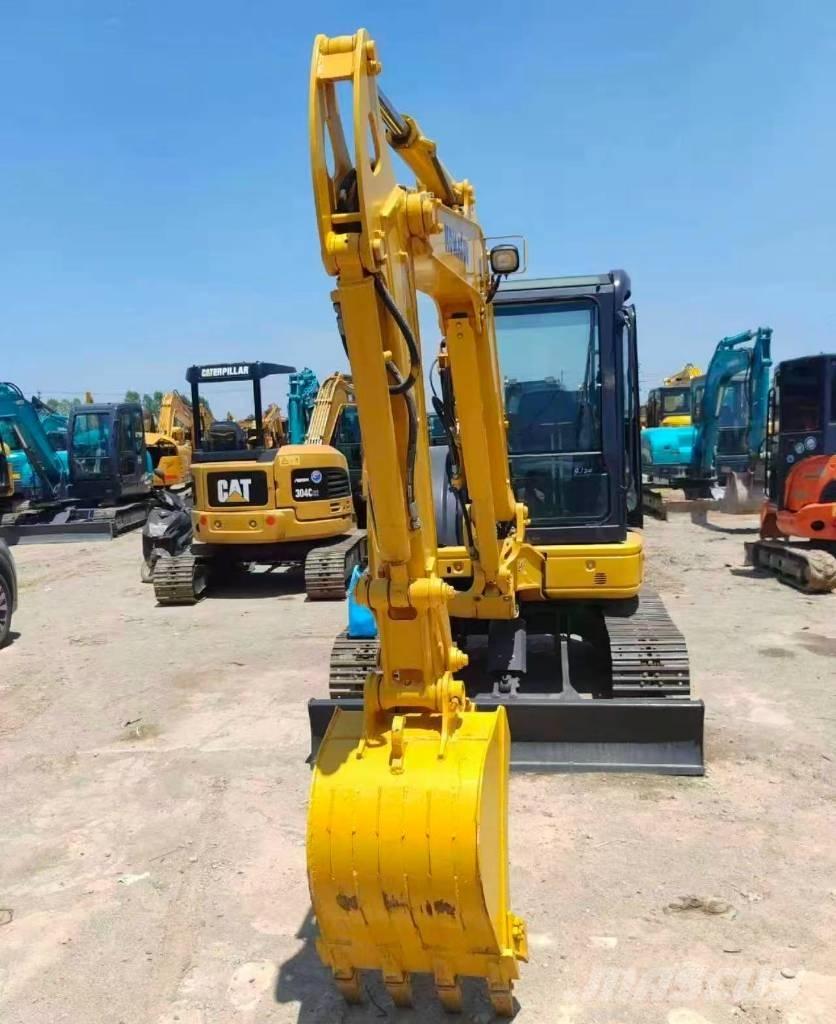 Komatsu PC 40 小型挖掘机