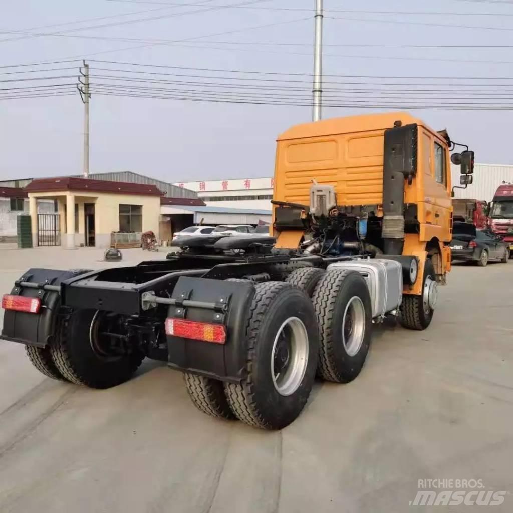 Shacman F3000 6X4 牵引车