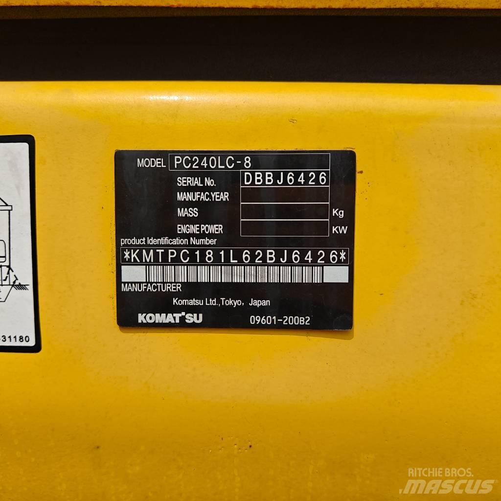Komatsu 240-8 履带挖掘机