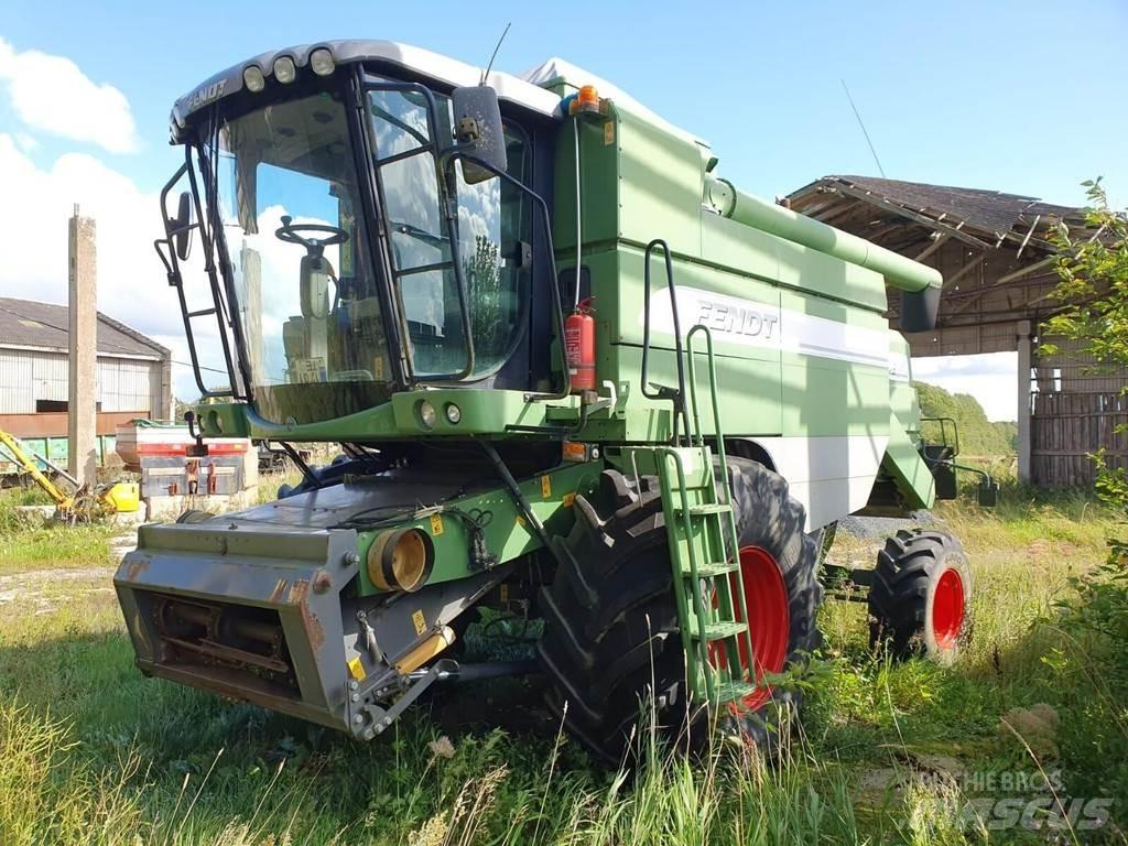 Fendt 5220 E 联合收割机