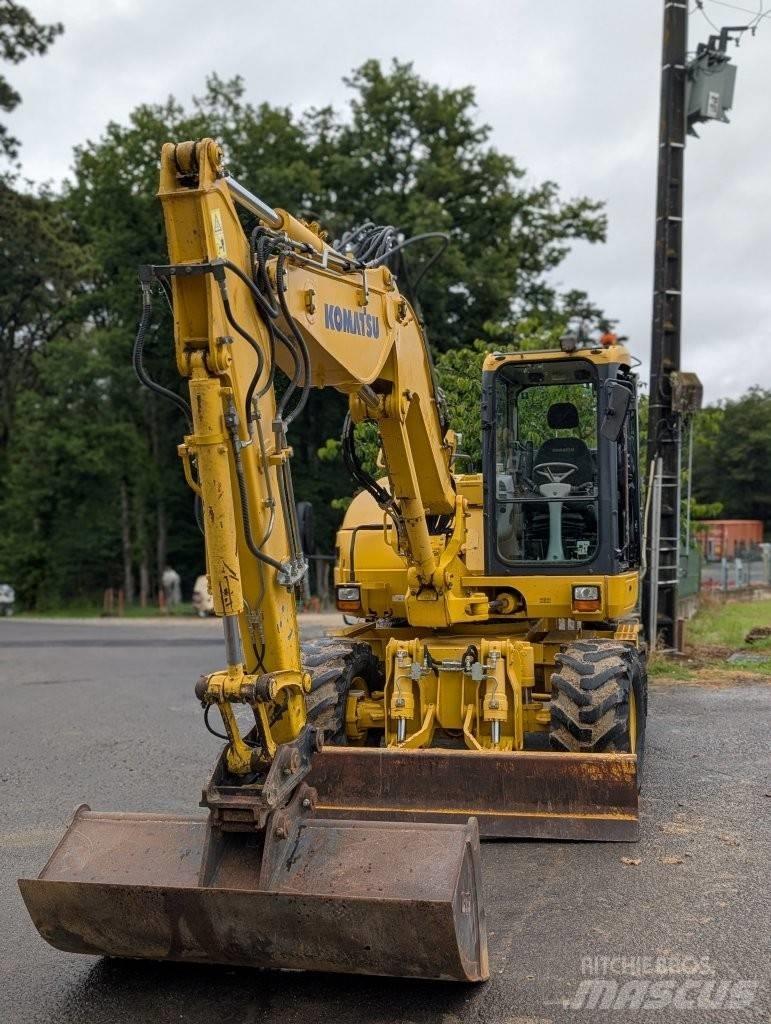 Komatsu PW 98 MR-8 轮式挖掘机