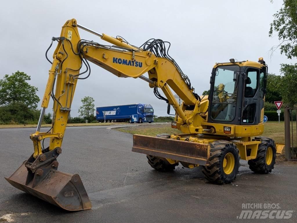 Komatsu PW 98 MR-8 轮式挖掘机