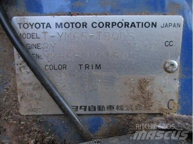 Toyota T-YM65 平板栏板货车
