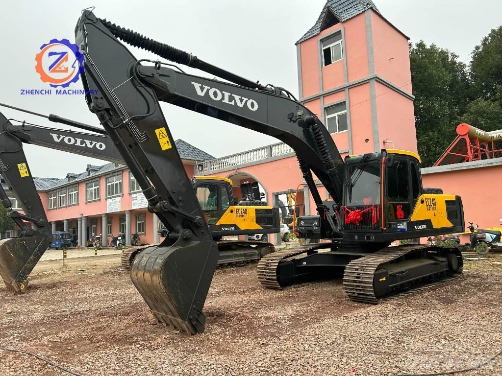 Volvo EC 240 履带挖掘机