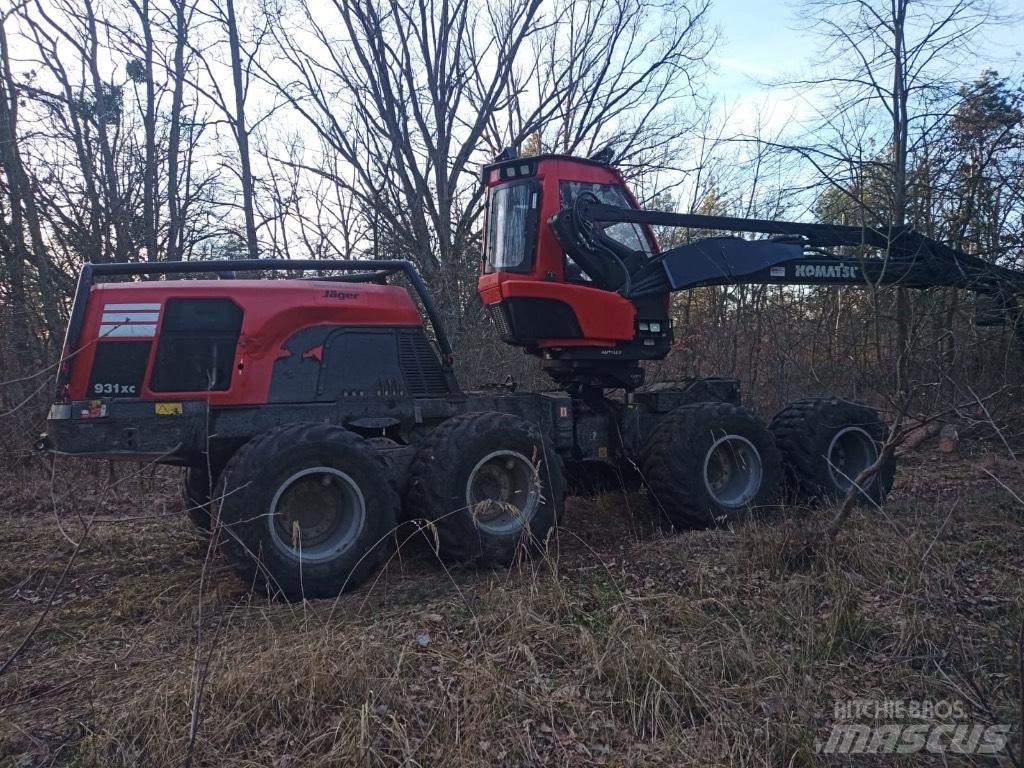 Komatsu 931 XC 收割机