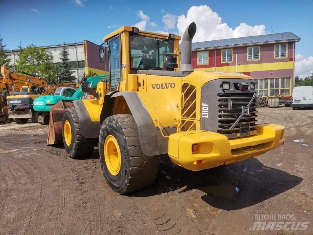 Volvo L 110 F 轮式装载机