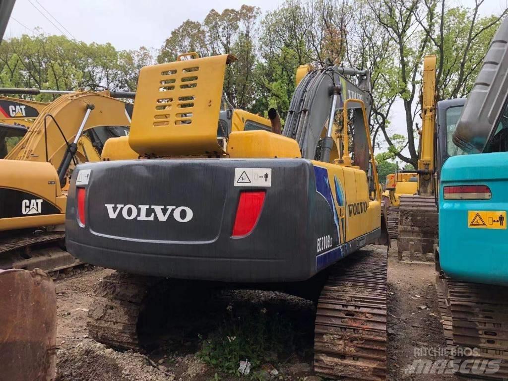 Volvo EC 210 B LC 履带挖掘机