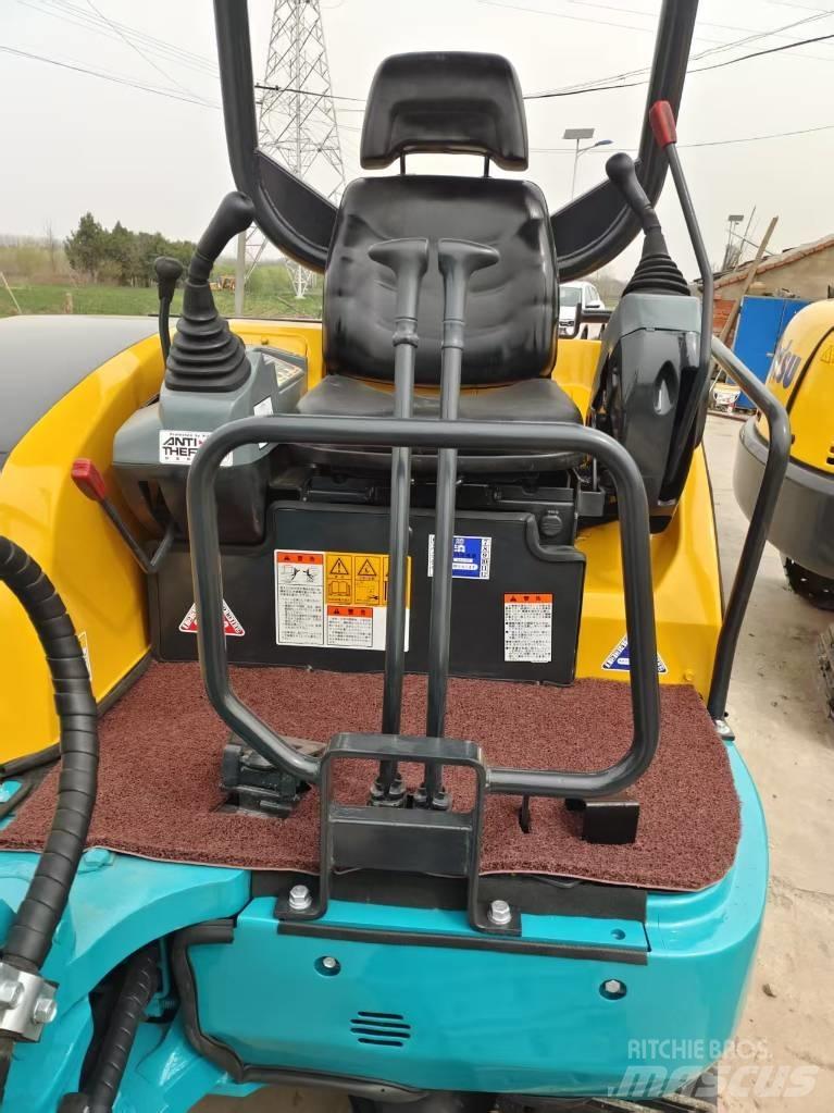 Kubota U 30 小型挖掘机