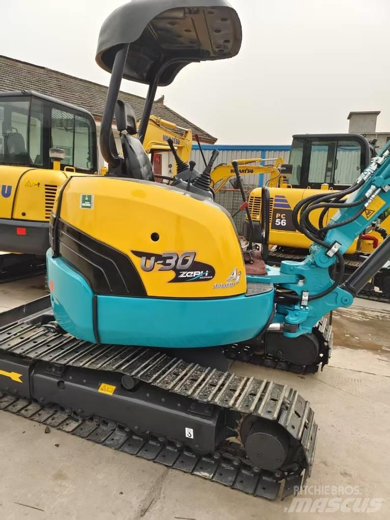 Kubota U 30 小型挖掘机