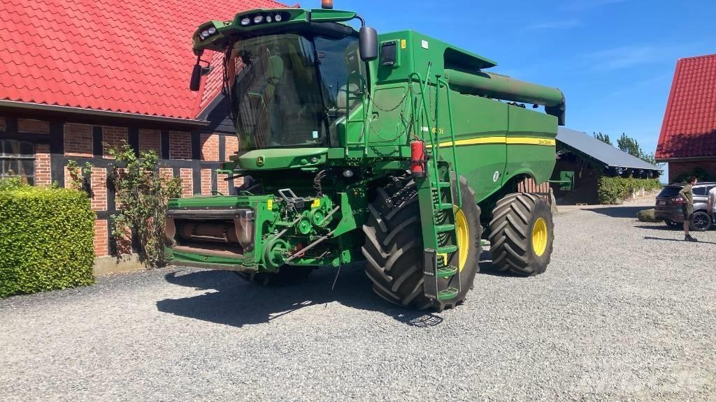 John Deere S670I 联合收割机