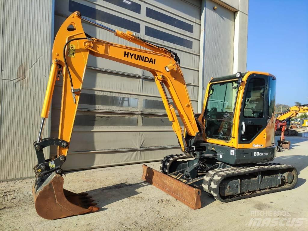 Hyundai R60CR-9A 小型挖掘机