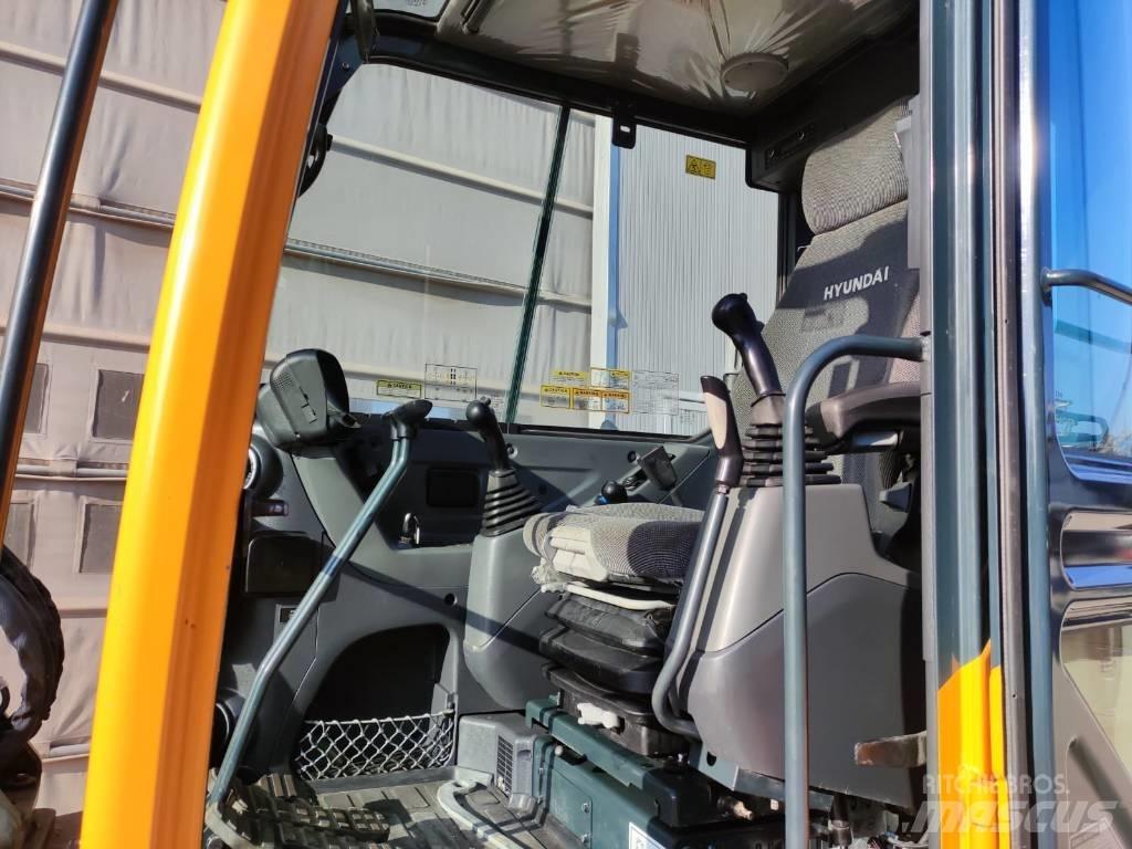 Hyundai R60CR-9A 小型挖掘机