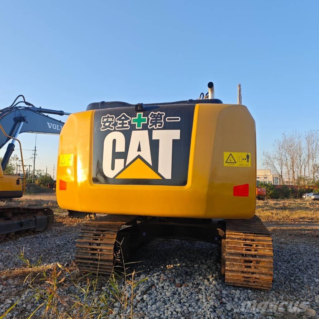 CAT 320 履带挖掘机