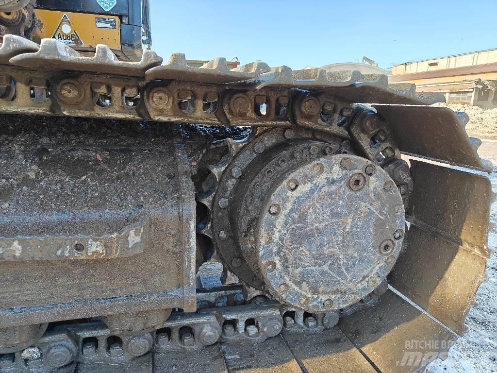 CAT 320F 履带挖掘机