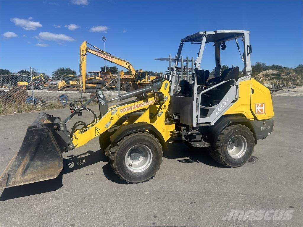 Weidemann 1390 小型装载机