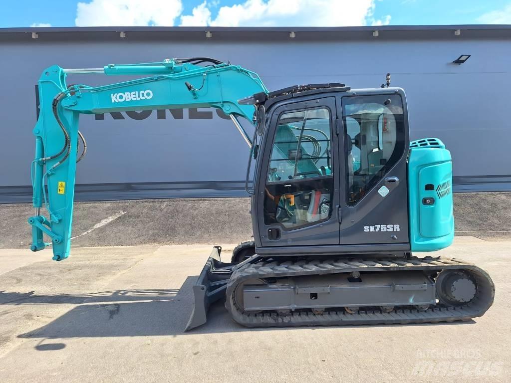 Kobelco SK75SR-7 中型挖掘机