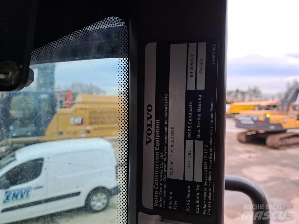 Volvo EC300EL 履带挖掘机