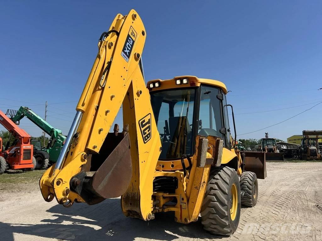 JCB 3CX 反铲装载机
