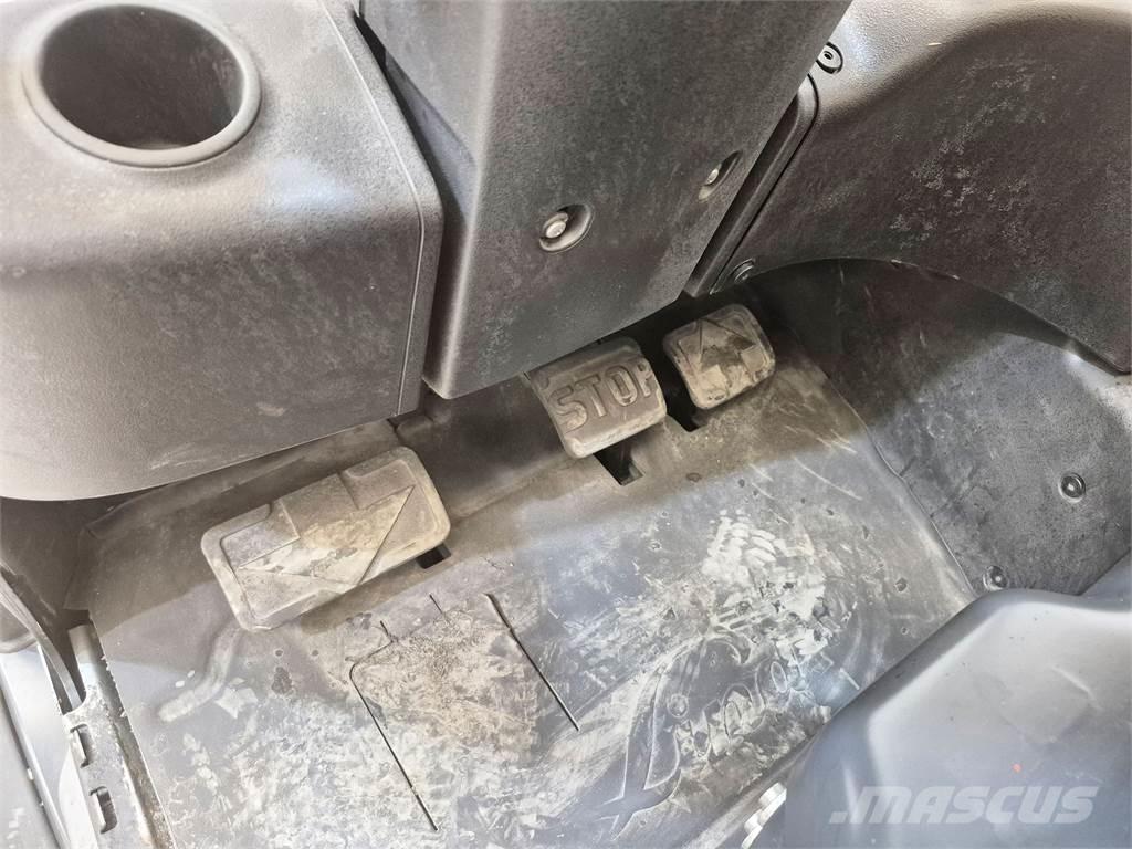 Linde E20L 02 386 电动叉车