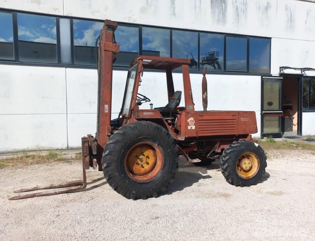 Manitou 4RM30G 柴油叉车