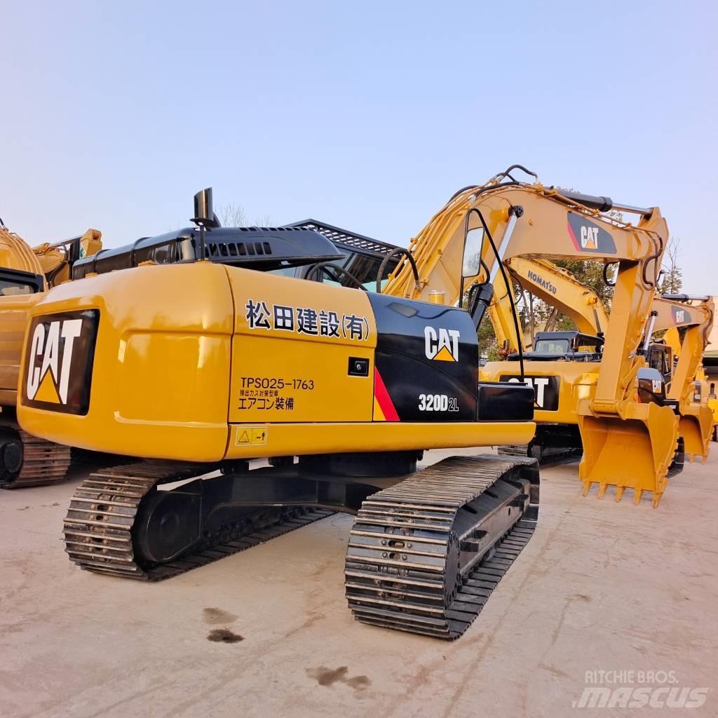 CAT 320DL 履带挖掘机