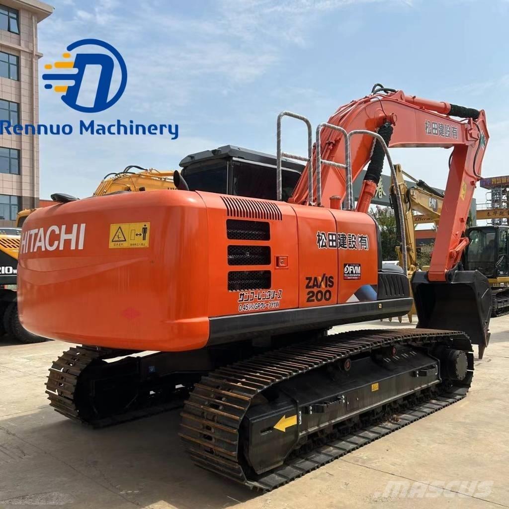 Hitachi ZX 200 履带挖掘机