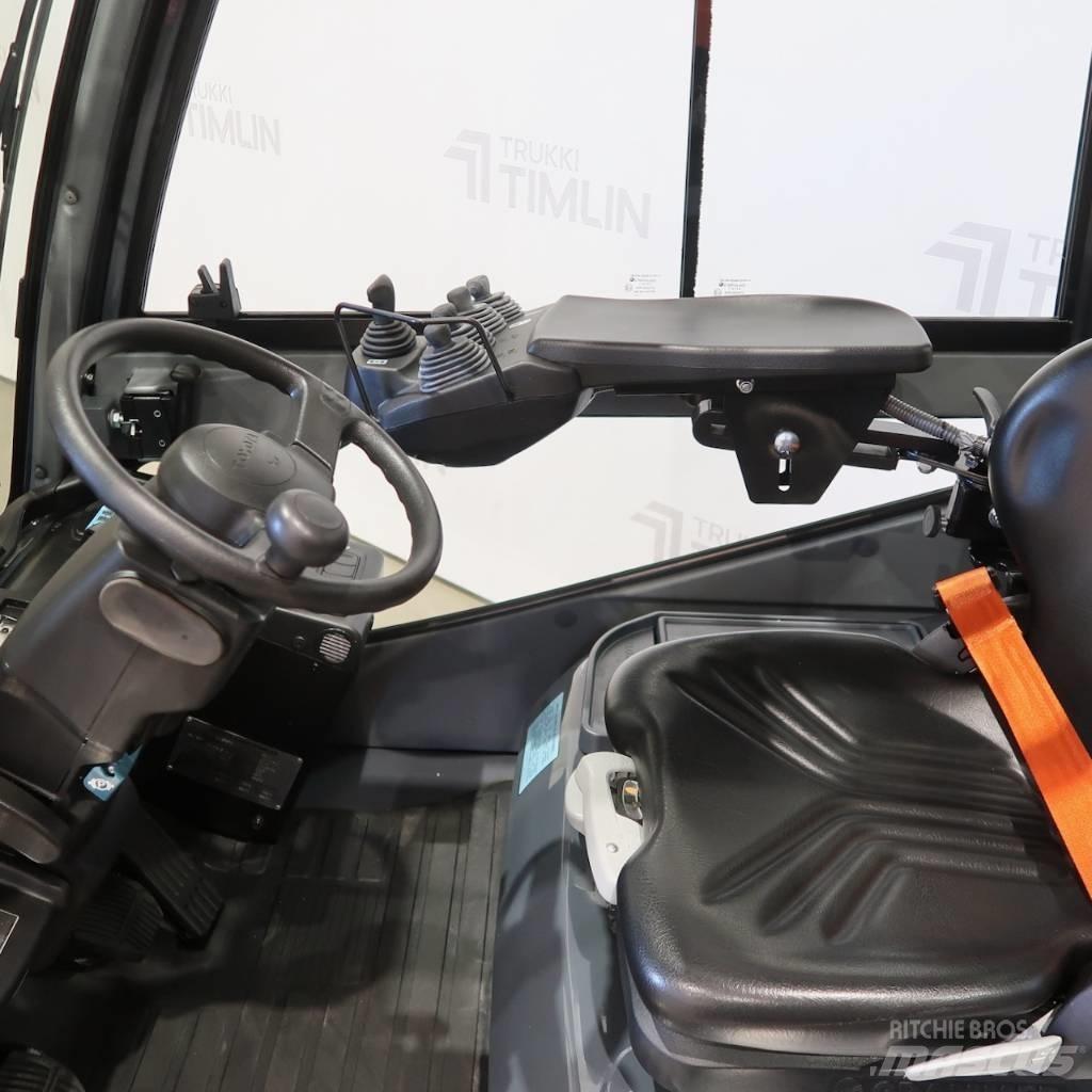 Toyota 02-8FGF25 天然气叉车