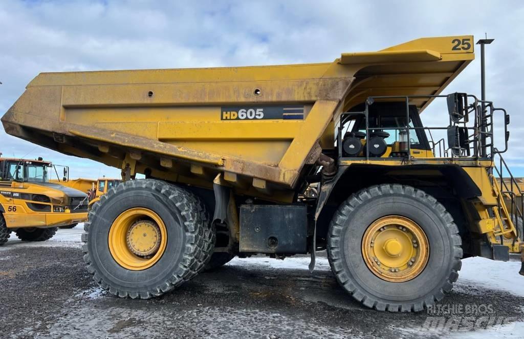 Komatsu 605-7 刚性自卸车