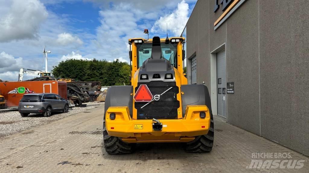 Volvo L 90 H 轮式装载机