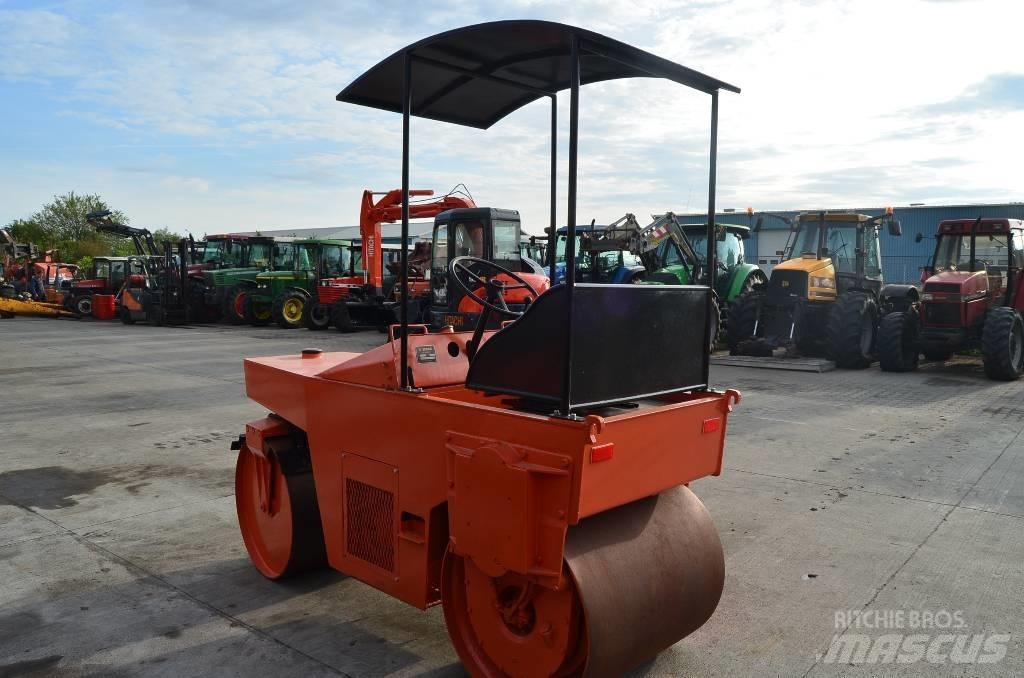 Bomag BW 90 双轮压路机