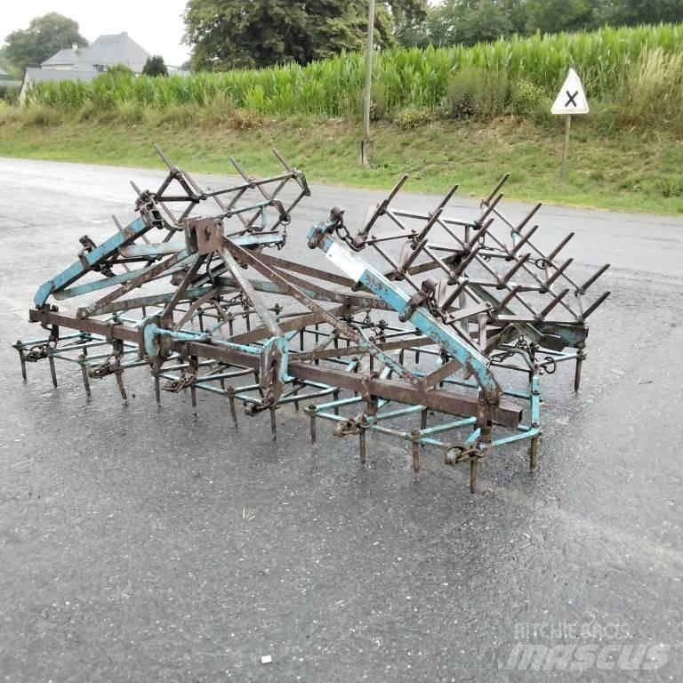 Religieux PORTE 5M 钉齿耙