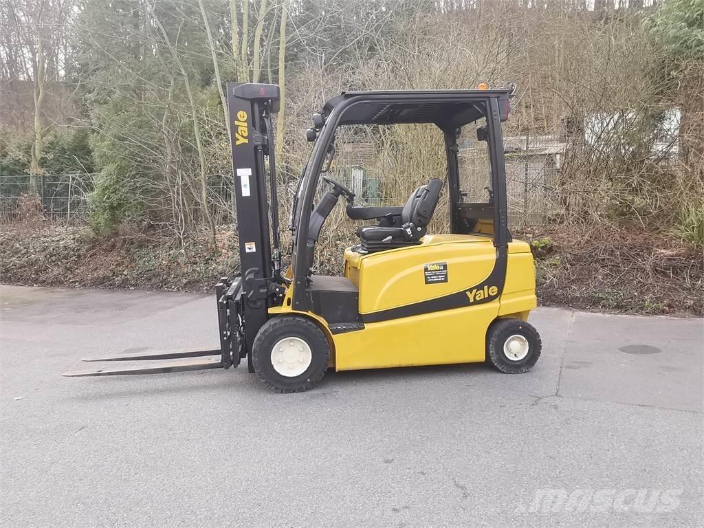 Yale ERP30VL 电动叉车